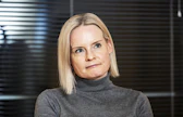 Riikka Purra antaa Sanna Marinille tunnustusta Suomen Nato-prosessista.