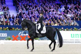 Charlotte Fry ja Glamourdale voittivat maailmancupin osakilpailun Amsterdamissa.