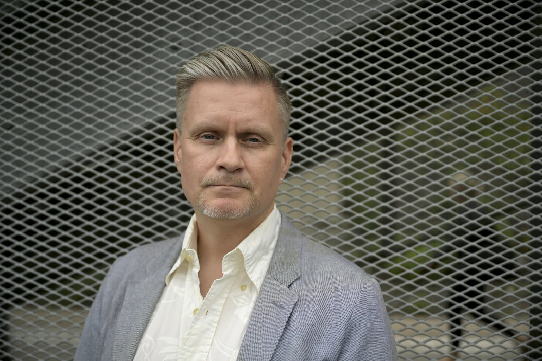 Yhdysvallat on uuden strategiansa mukaan vetäytymässä maailmanpoliisin roolista, mutta pitää kiinni omana takapihanaan pitämistään alueista, arvioi Tampereen yliopiston kansainvälisen politiikan Jean Monnet -professori Pami Aalto. LEHTIKUVA / Antti Aimo-Koivisto.