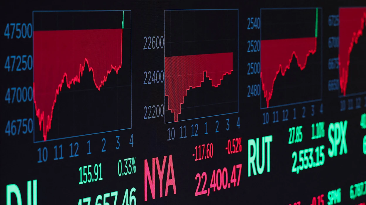 Kaikki Wall Streetin laskussa viikkonsa avanneet pääindeksit kääntyivät nousuun.