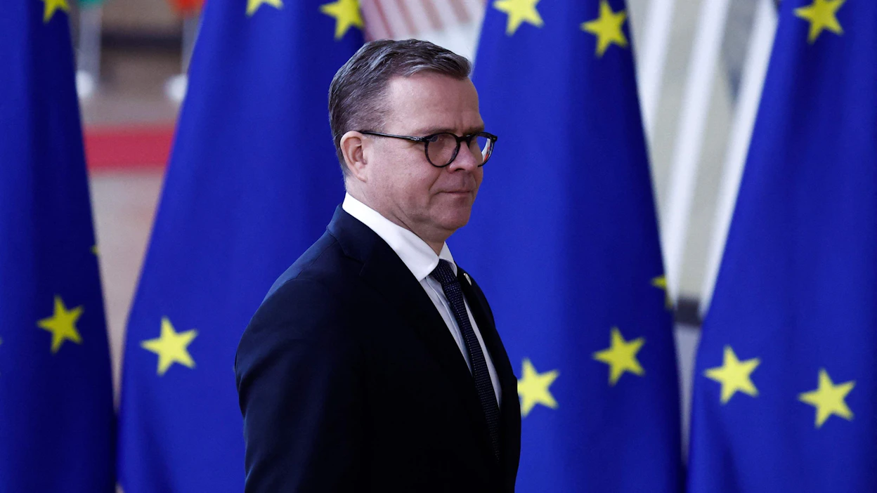 Pääministeri Petteri Orpo totesi Brysselissä, että Ukraina tarvitsee aseita, ilmatorjuntaa ja ammuksia.