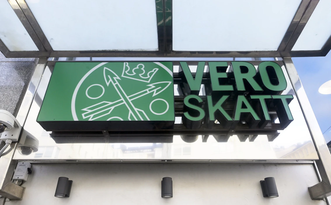Verohallinnon johtava veroasiantuntija kertoo, että aikaisemmassa oikeudenkäyntikulujen korvaamista koskevassa ohjeistuksessa on ollut enemmän pelivaraa sen suhteen, tulkitaanko työnantajan työntekijälle korvaamat oikeudenkäyntikulut veronalaiseksi palkaksi vai ei. LEHTIKUVA / Vesa Moilanen.