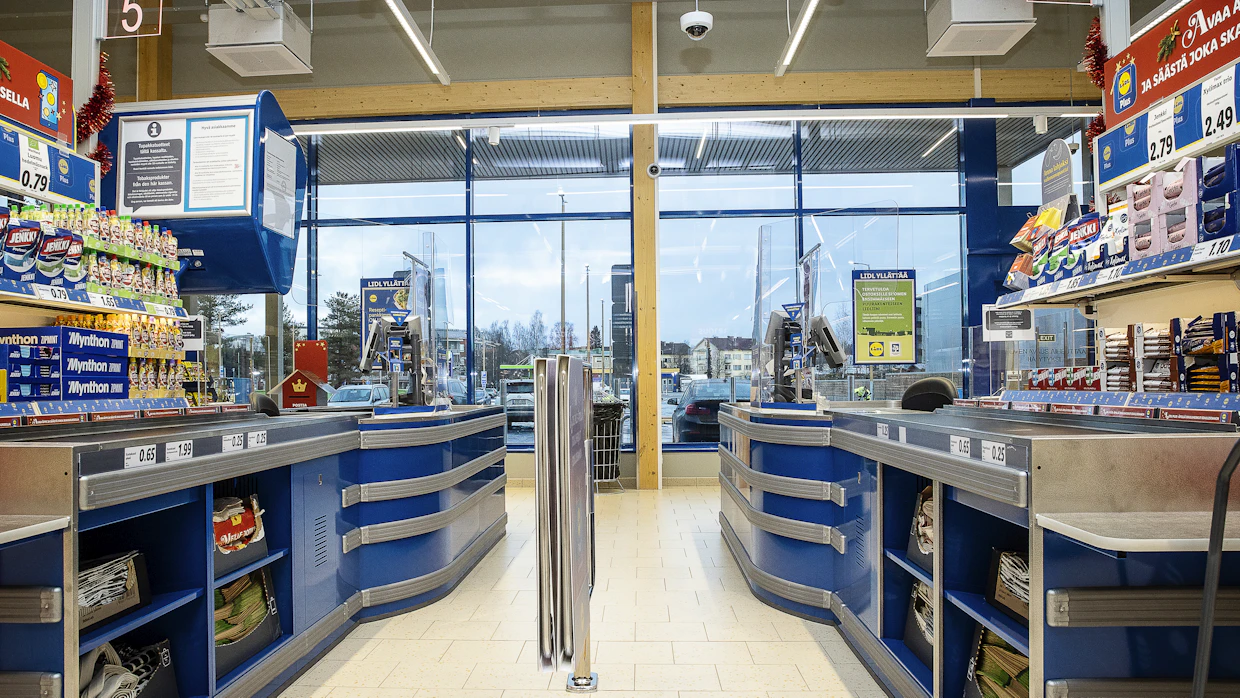 Tontin myyjä kantaa vastuun piilevistä virheistä viiden vuoden ajan. Lidl reklamoi haitta-aineista ja jätteestä vasta aikarajan kulumisen jälkeen.