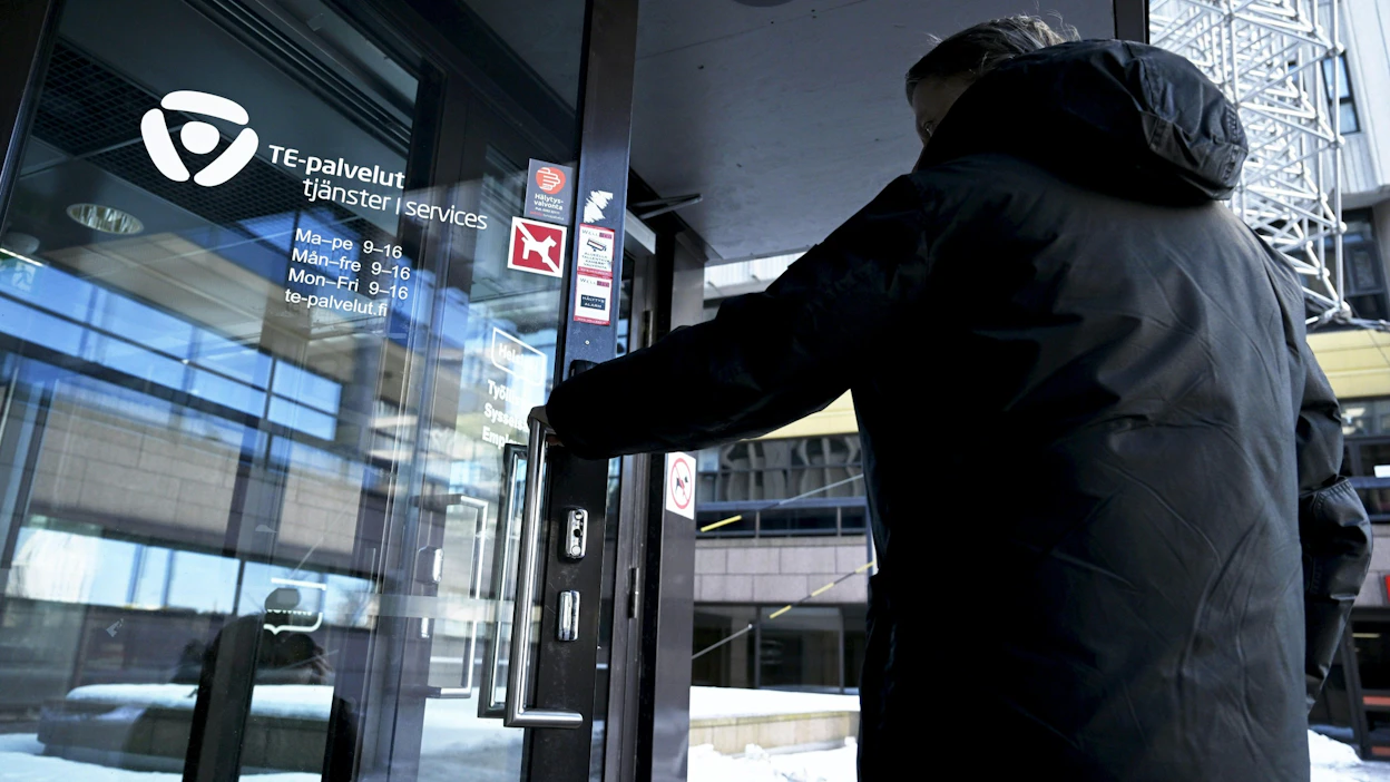 Lähes puolet suomalaisista haluaisi säilyttää irtisanomisia koskevan lainsäädännön entisellään. LEHTIKUVA / Vesa Moilanen.