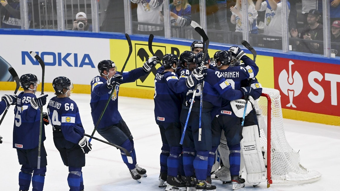 Suomi juhli lauantaina välierävoittoa Yhdysvalloista. Loppuottelussa vastassa on Kanada.  