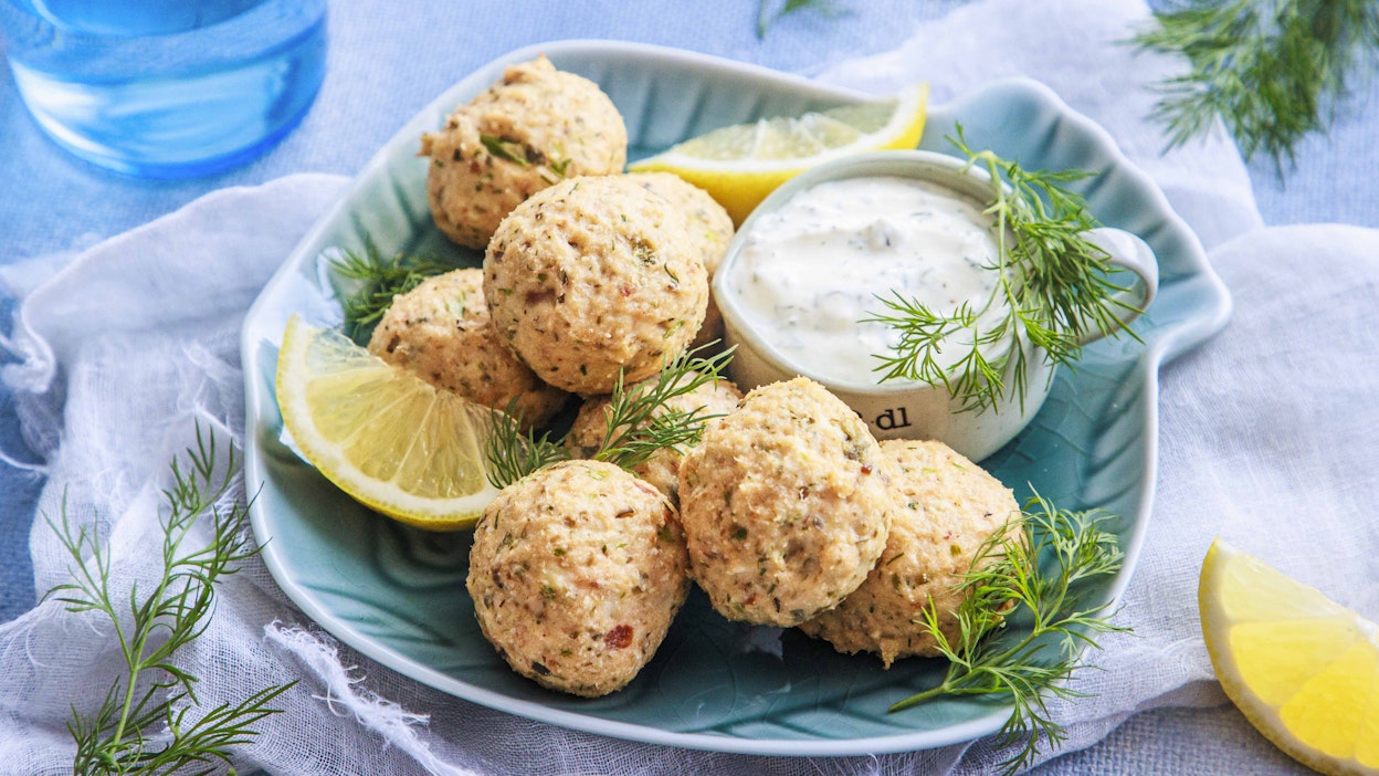 Kalapullat saavat lisämakua savulohesta.