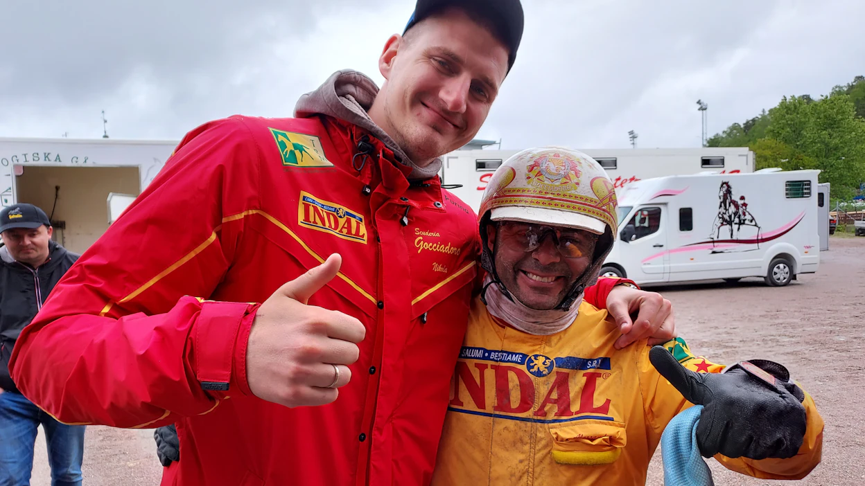 Nikola Jokić onnitteli Alessandro Gocciadoroa ikionnellisena ystävänsä voitettua Sweden Cupin Bepi Billä.
