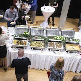 Suomi esitteli ruokakulttuuriaan Saksan suurlähetystössä pidetyssä noutopöydässä Berliinissä vuonna 2019.