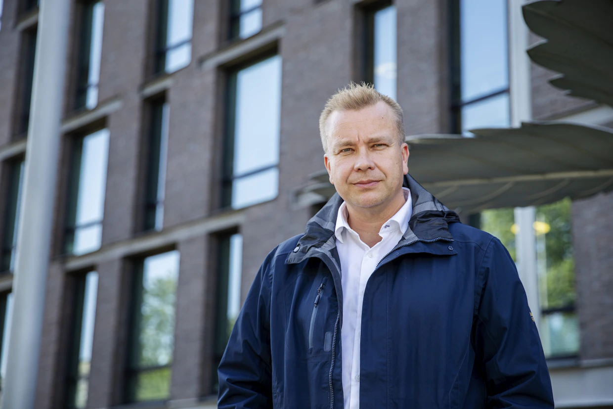 Keskustan Antti Kaikkonen vaatii luottamusäänestyksen järjestämistä.