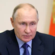 Presidentti Vladimir Putinin allekirjoittaman asetuksen mukaan Venäjä voi ottaa väliaikaisesti haltuunsa ulkomaisten yhtiöiden omaisuutta, jos Venäjän omaisuutta takavarikoidaan ulkomailla. LEHTIKUVA/AFP.