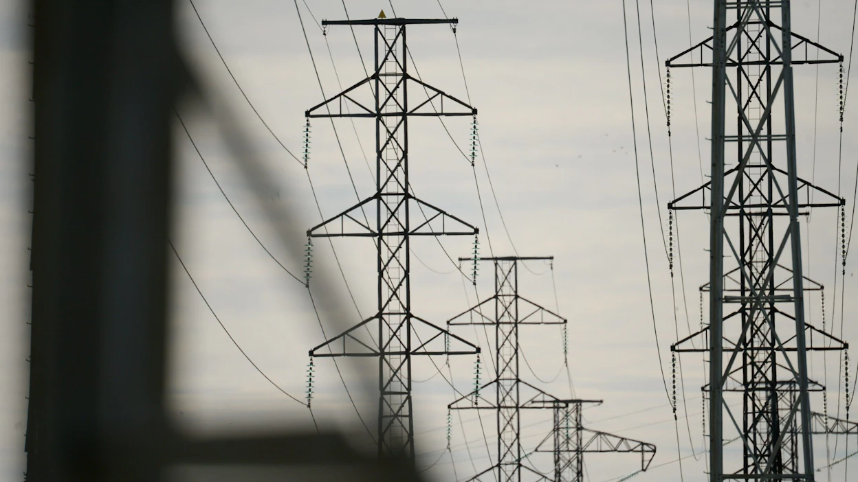 Toimet voivat liittyä esimerkiksi sähkömarkkinoiden toimintaan, verotukseen, energiatehokkuuteen, energian säästämiseen tai suoriin tukimuotoihin. LEHTIKUVA / Mikko Stig.