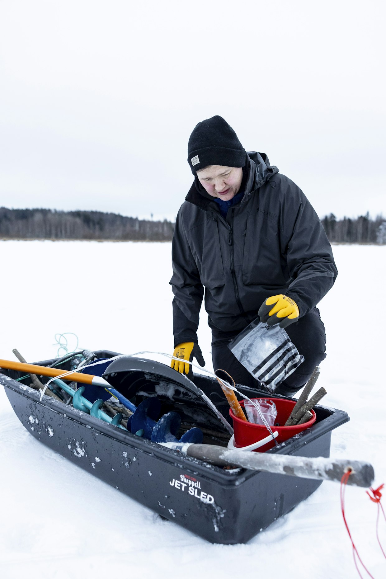 Ahkiossa tarvittavat välineet kulkevat näppärästi.