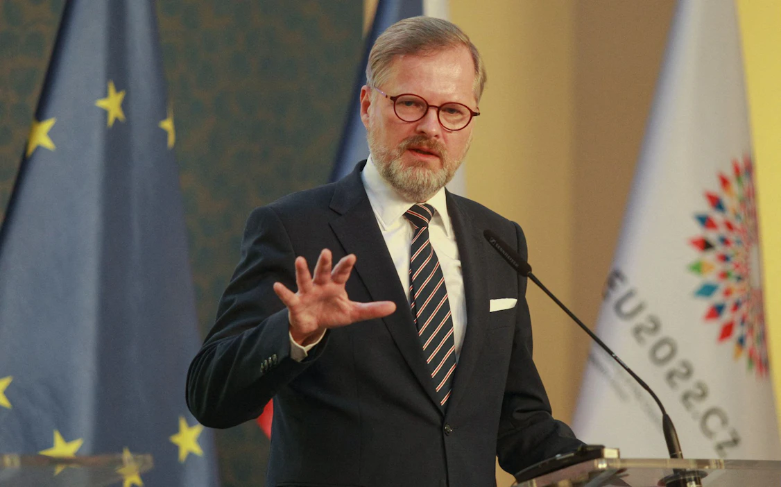 Tshekin pääministeri Fiala on nostanut Euroopan puolustuskyvyn kehittämisen yhdeksi puheenjohtajuuskauden teemoista. Lehtikuva/AFP.