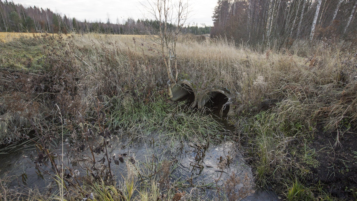 Valtaoja käyttöikänsä päässä. Kuvituskuva.