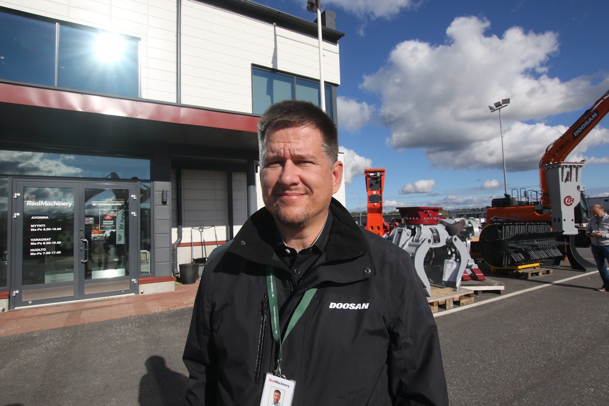 Real Machinery Oy:n tuotepäällikkö Timo Salin