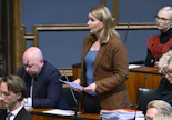 Suomen työttömyys ohittaa Euroopan maiden koko keskiarvon, sanoi SDP:n Piritta Rantanen kyselytunnilla. Kuva toukokuulta 2024. LEHTIKUVA / HEIKKI SAUKKOMAA. 