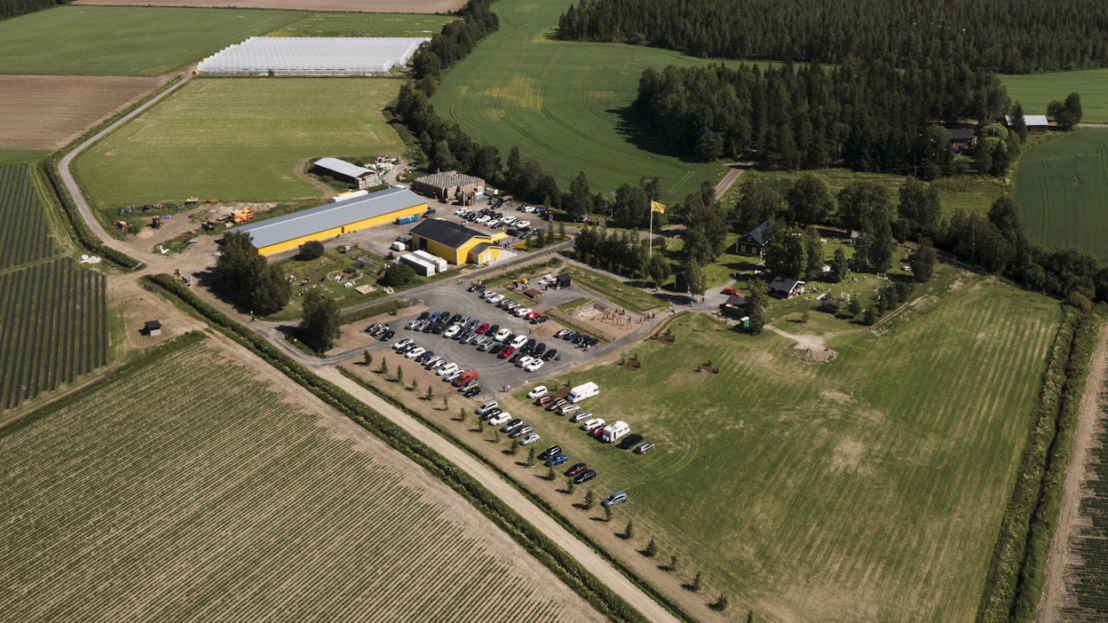 Tuotantoon investoinut tila. Kuvan maatila ei liity kirjoitukseen.