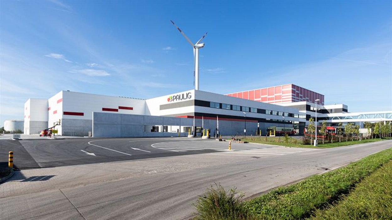 Uudessa tehtaassa on kolme tuotantolinjaa, joissa valmistetaan sekä vehnä- että gluteenittomia tortilloja. Tehdas sijaitsee Pauligin nykyisten tuotantolaitosten vieressä Belgian Roaselaressa.