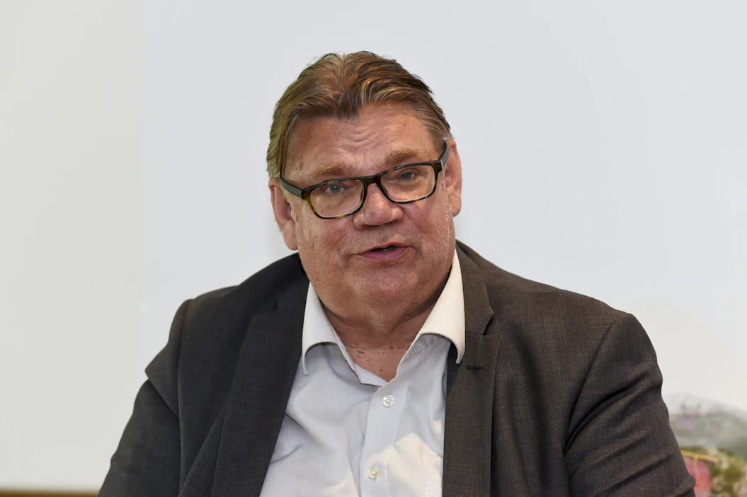Timo Soini väläytteli aiemmin mahdollista eduskuntavaaliehdokkuutta keskustan tai kristillisdemokraattien listalta. LEHTIKUVA / Saara Peltola .