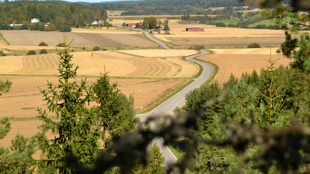 Pakkolunastuksia tehdään yhteiskunnan kehittämiseksi, esimerkiksi liikenneinfraa kehitettäessä. Kuvituskuva. Arkistokuva.