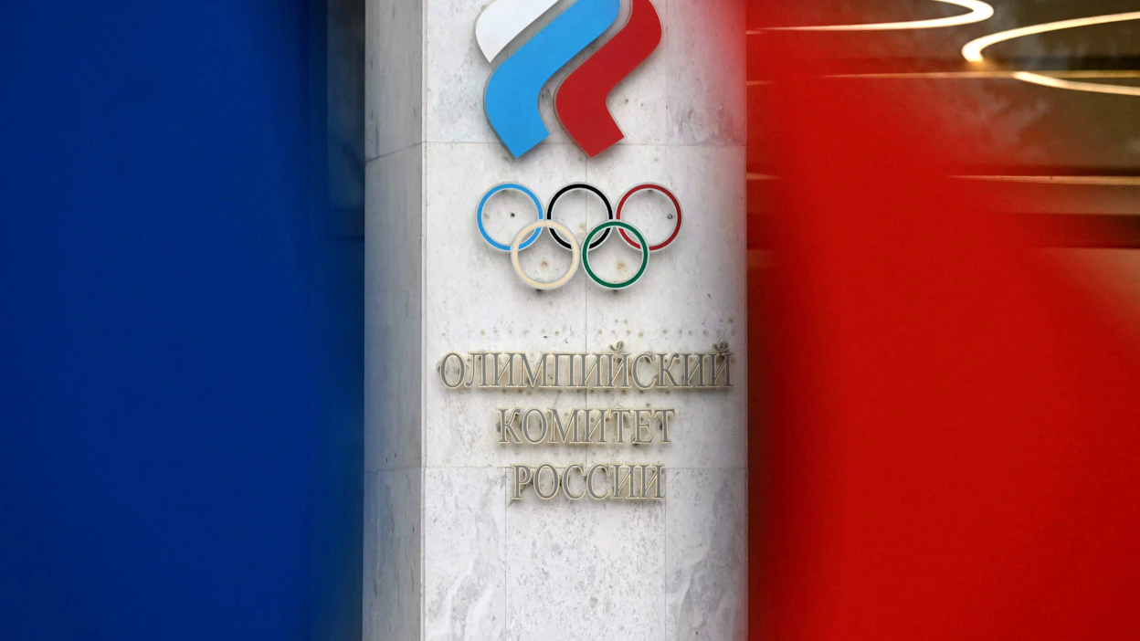Venäjän olympiakomitean sulku olympiakisoista on väliaikaisesti purettu, mutta ratkaisut Venäjän lipun, kansallislaulun ja muiden valtiollisten tunnusten käytöstä tehdään myöhemmin. AFP/LEHTIKUVA.