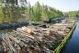 Kuitupuuta ajettiin vesitse Päijänteellä jokunen vuosi sitten.