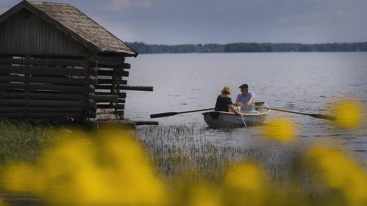 Tässä vaiheessa juhannuksen soutukelien ennustaminen on vielä epätarkkaa. Osassa maata sää voi suosia veneilijöitäkin.