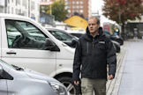 Viime vuonna B-kortin hyväksytysti suorittaneista nuorista jo 42 prosenttia oli opetusluvalla opetettuja, kertoo Liikenneturvan koulutusohjaaja Sami Kivilä. LEHTIKUVA / Anni Savolainen.