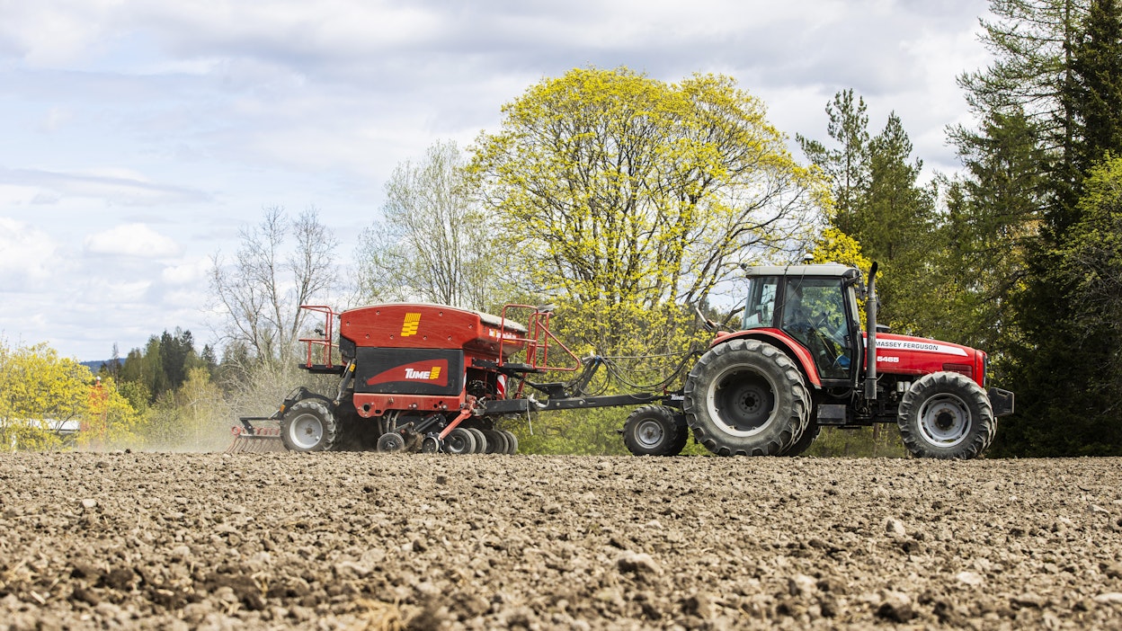 Kevätkylvöt alkoivat Ruotsissa. Kuvituskuva.