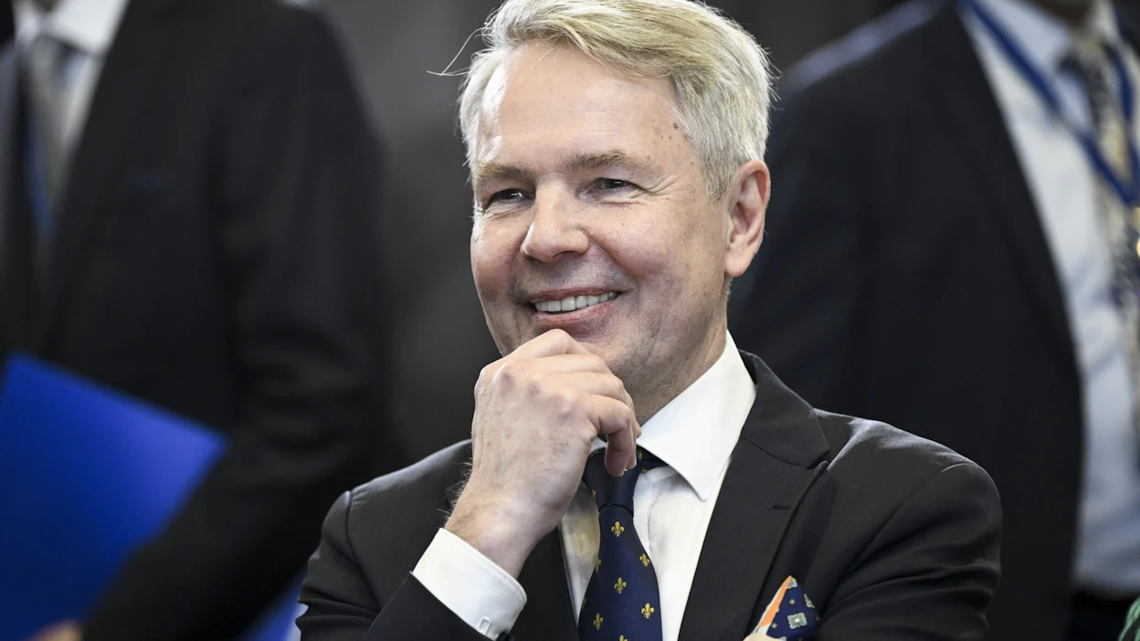 Ulkoministeri Pekka Haavisto (vihr.) totesi, että Suomen kannan mukaan mistä tahansa Ukrainalle saatavat ammukset ovat hyödyllisiä.