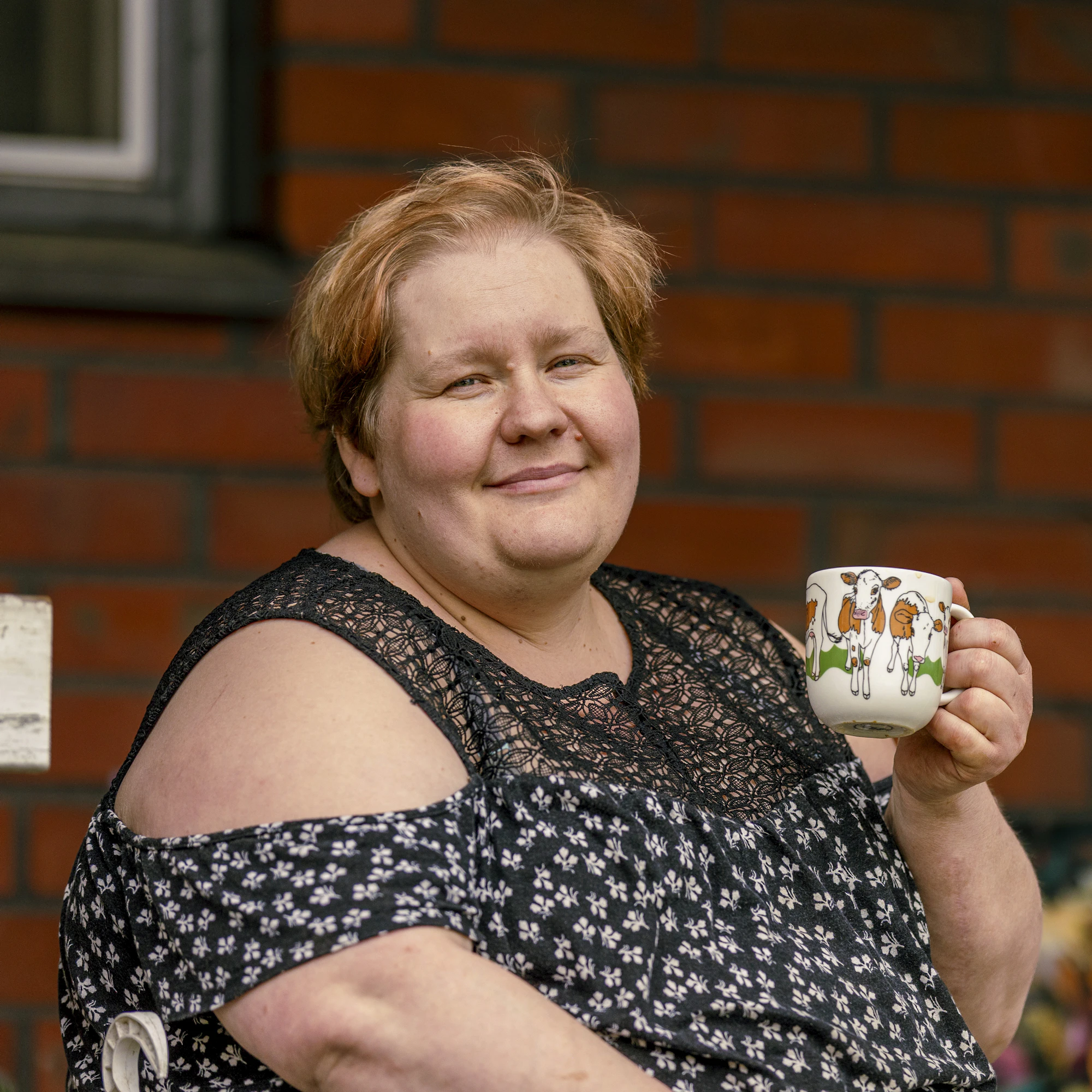 ”Olen ollut enemmän hautajaisissa kuin iloisissa häissä tai ristiäisissä”, kuvaa Henna Leitamo-Ollikainen elämäänsä.