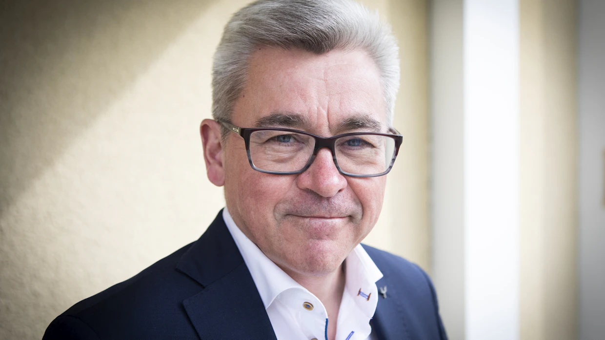 Metsä Boardin toimitusjohtaja Mika Joukio sanoo, että nyt julkaistuja päätöksiä on tehty ennen kaikkea kannattavuuden näkökulmasta.