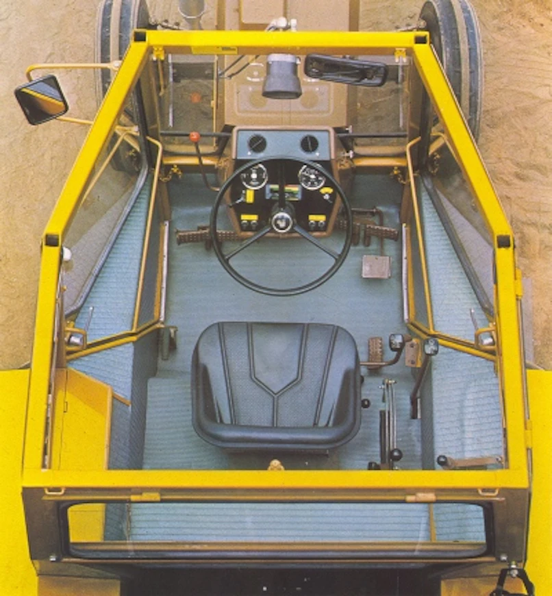 78Valmet502ohjaamo