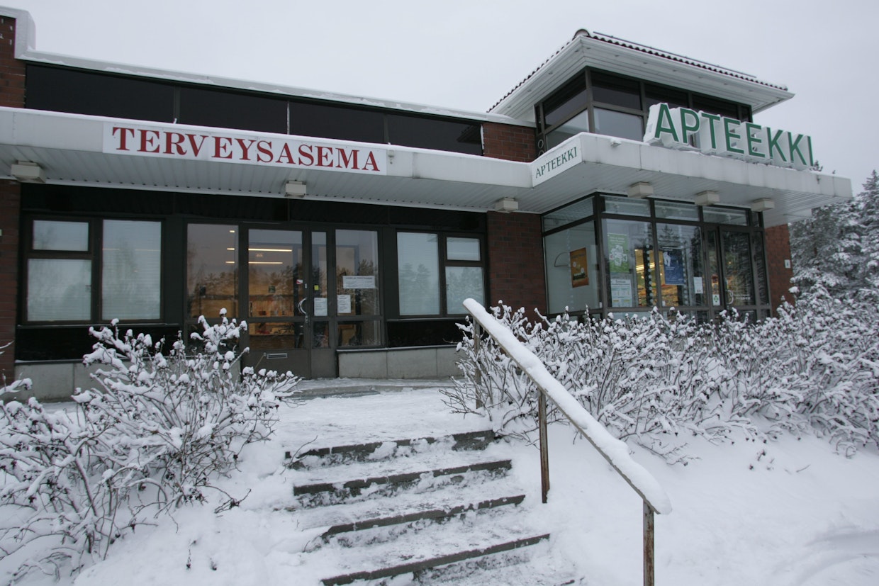 Jos lihavuutta hoidetaan pelkällä lääkehoidolla eikä potilas saa yksilöllistä ravitsemus- ja liikuntaohjausta, nykyaikaiset lääkkeet voivat kliinisen metabolian professorin Kirsi Pietiläisen mukaan viedä potilaan jopa syömättömyyden tilaan. Kuvituskuva.