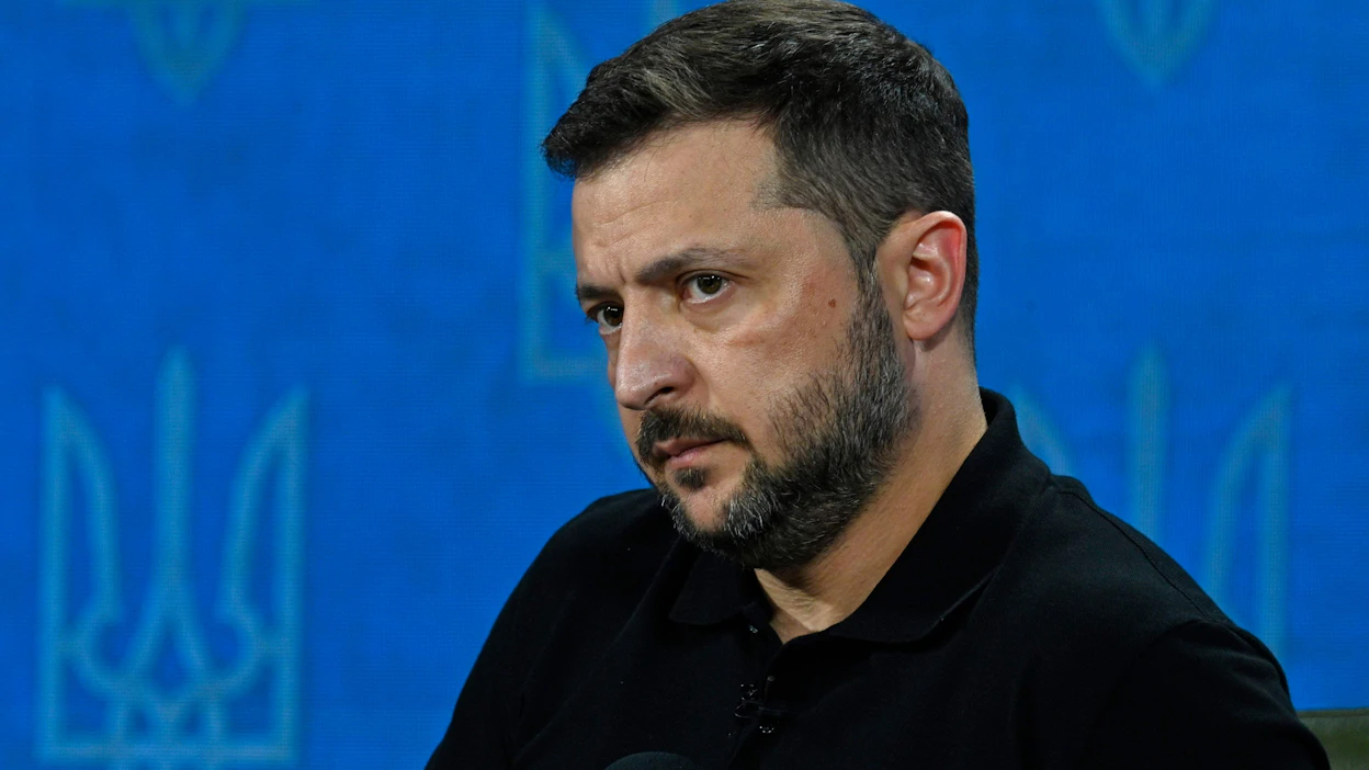 Presidentti Volodymyr Zelenskyin mukaan Ukrainassa kymmeniä ihmisiä on kuollut Venäjän ohjusiskussa Pultavaan maan keskiosassa. LEHTIKUVA/AFP.