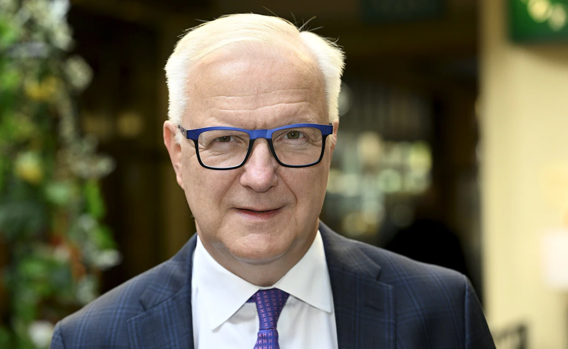 Olli Rehn on jo entuudestaan presidenttiehdokas valitsijayhdistyksen kautta. LEHTIKUVA / HEIKKI SAUKKOMAA.