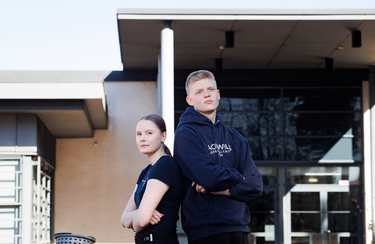Petäjäveden lukiolaisten Eerika Kokkosen ja Ilari Toivosen mielestä maaseutulukio tarjoaa tasokasta opetusta.
