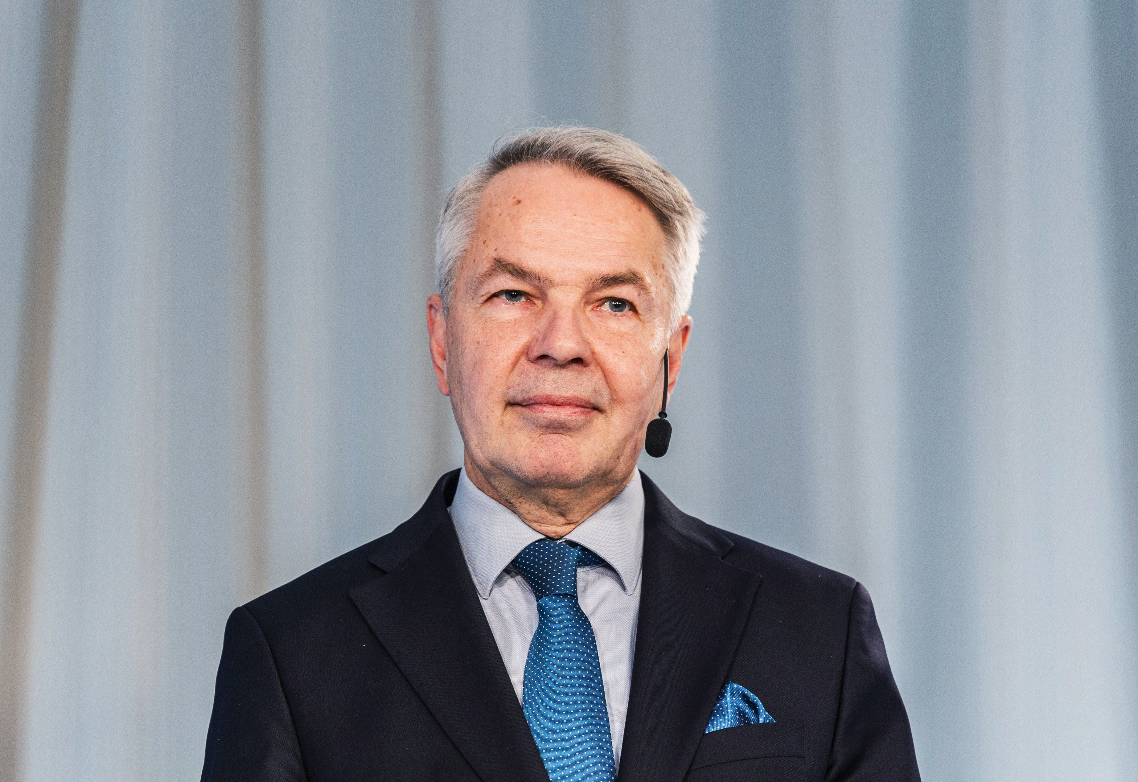 Krista Mikkonen kirjoittaa, että Pekka Haaviston seksuaalinen suuntautuminen oli monille esteenä äänestää Haavistoa.