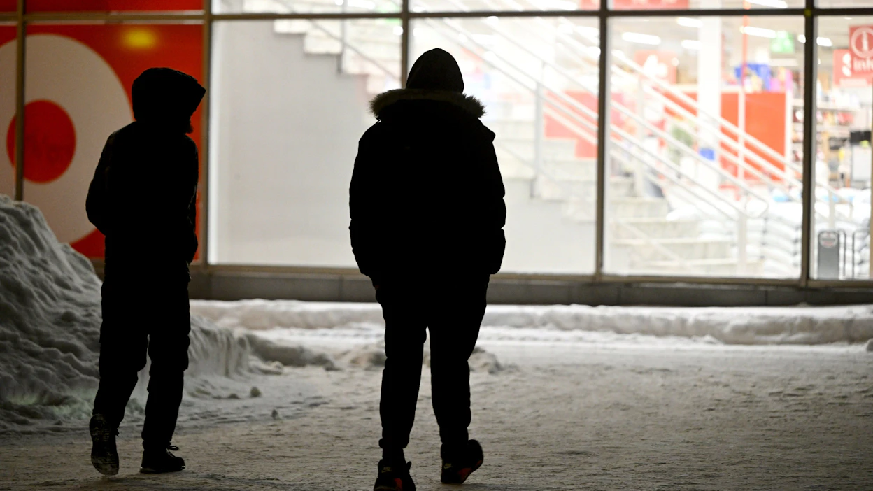 Nuorten ryöstörikollisuus on lisääntynyt viime vuosina merkittävästi, erityisesti vuoden 2021 jälkeen. Kuvituskuva.