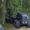 Elmia Wood 2022 toi esille useita uusia pienempiä metsäkoneita. Niistä yllättävin oli Malwan järeämpi 8-pyöräinen harvesteri, jonka työnäytökset vetivät valtavat yleisöt paikalle.