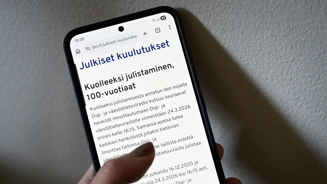 Digi- ja väestötietovirasto on saanut poikkeuksellisen paljon yhteydenottoja sukulaisilta ja sukututkijoilta. Tietoja odotetaan tiistaihin asti. EMMI KORHONEN / LEHTIKUVA.
