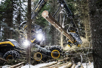 Metsäteollisuus ry:n jäsenet tekivät puukauppoja yksityismetsissä viime vuonna kolme prosenttia vähemmän kuin edellisenä vuonna.