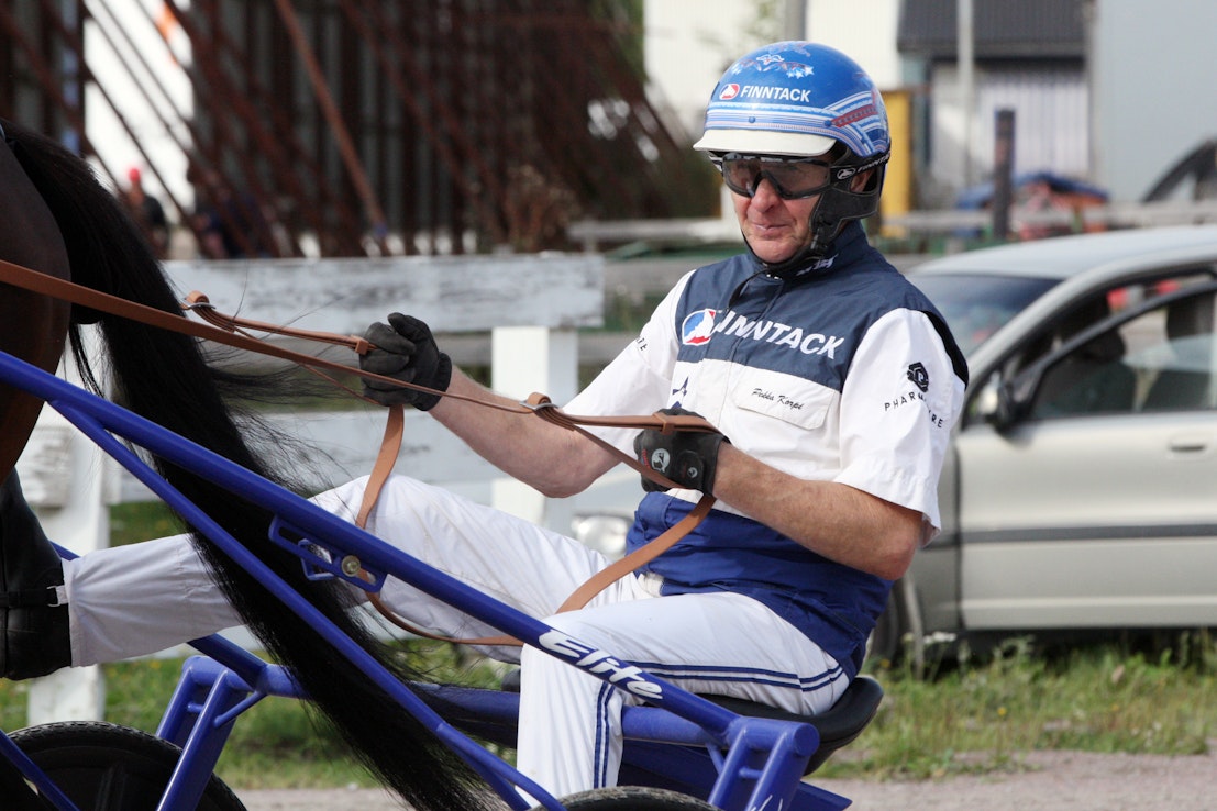 Pekka Korpi toivoo valmennettaviensa löytävän paremman vireen starttien kautta.