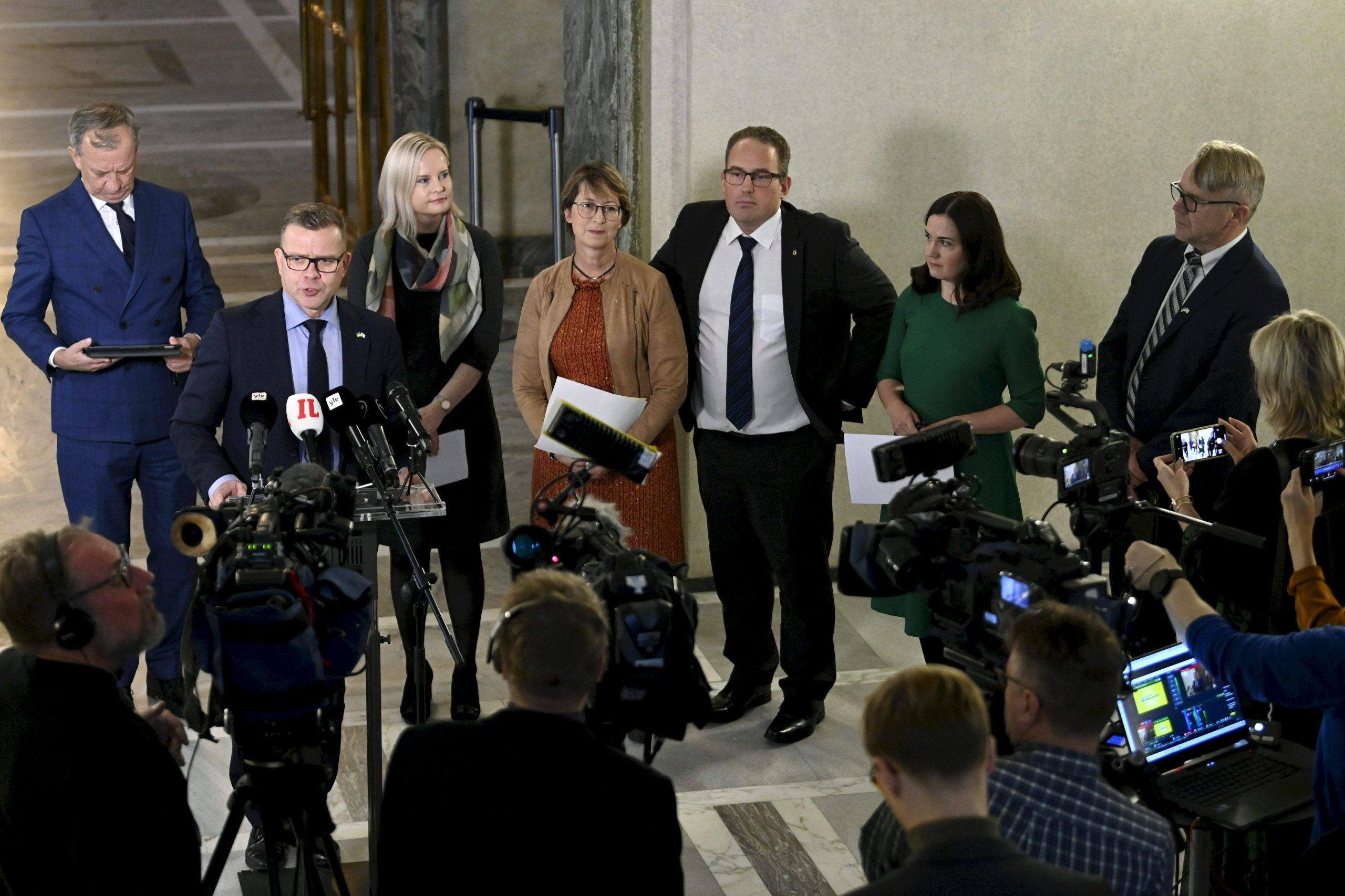 Hallitus Vastaa Opposition Välikysymykseen EU-vaikuttamisesta ...