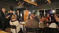 Suomen surkeinta kylätietä juhlistettiin paikallisten voimin perjantaina Kittilässä.