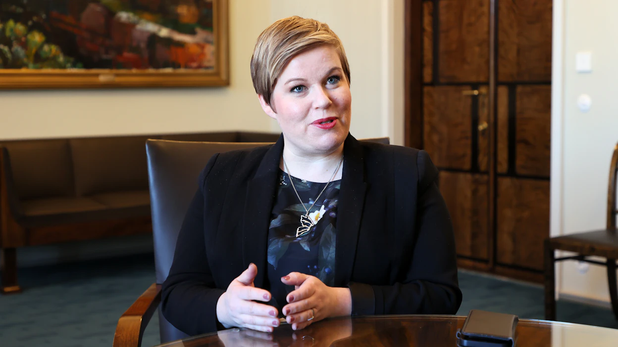"Vaalien pääkysymys on, tarvitaanko Suomeen vahvaa keskivoimaa. Näissä vaaleissa ei äänestetä pääministeristä tai hallituksen kokoonpanosta, vaan oman kotiseudun ääni eduskuntaan”, Annika Saarikko sanoo.