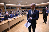 Parlamentaarisen velkajarrutyöryhmän puheenjohtaja, kokoomuksen kansanedustaja Ville Valkonen työryhmän raportin julkistamistilaisuudessa Helsingissä keskiviikkona. JUSSI NUKARI / LEHTIKUVA. 