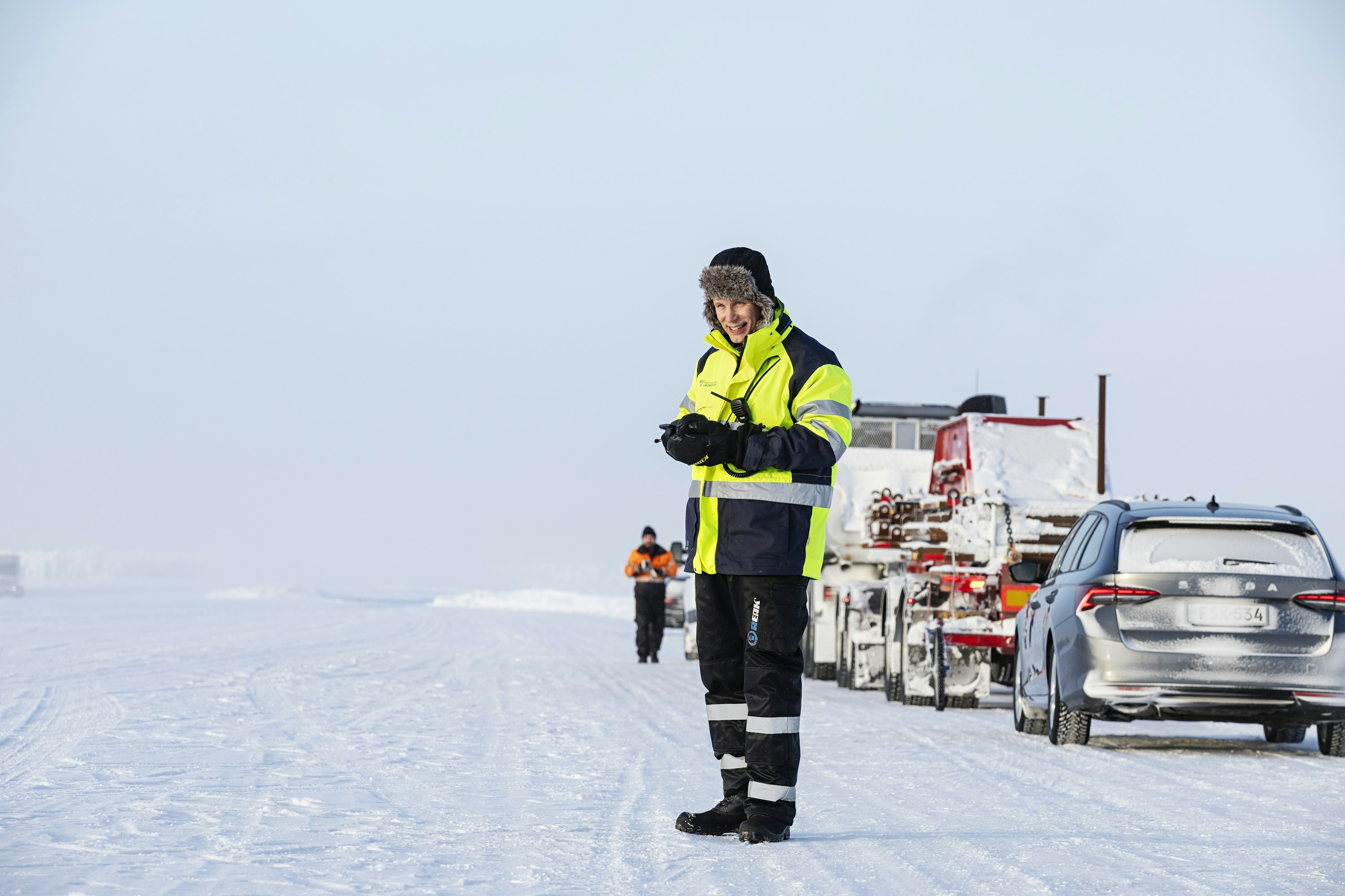 Ajonopeuden lasku vähentää jarrutusmatkaa merkittävästi, Liikenneturvan Toni Vuoristo muistuttaa.