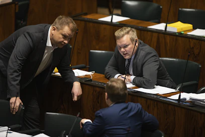 Antti Kaikkosen ja Antti Kurvisen Keskusta kokoontuu puoluekokoukseen Tampereelle.