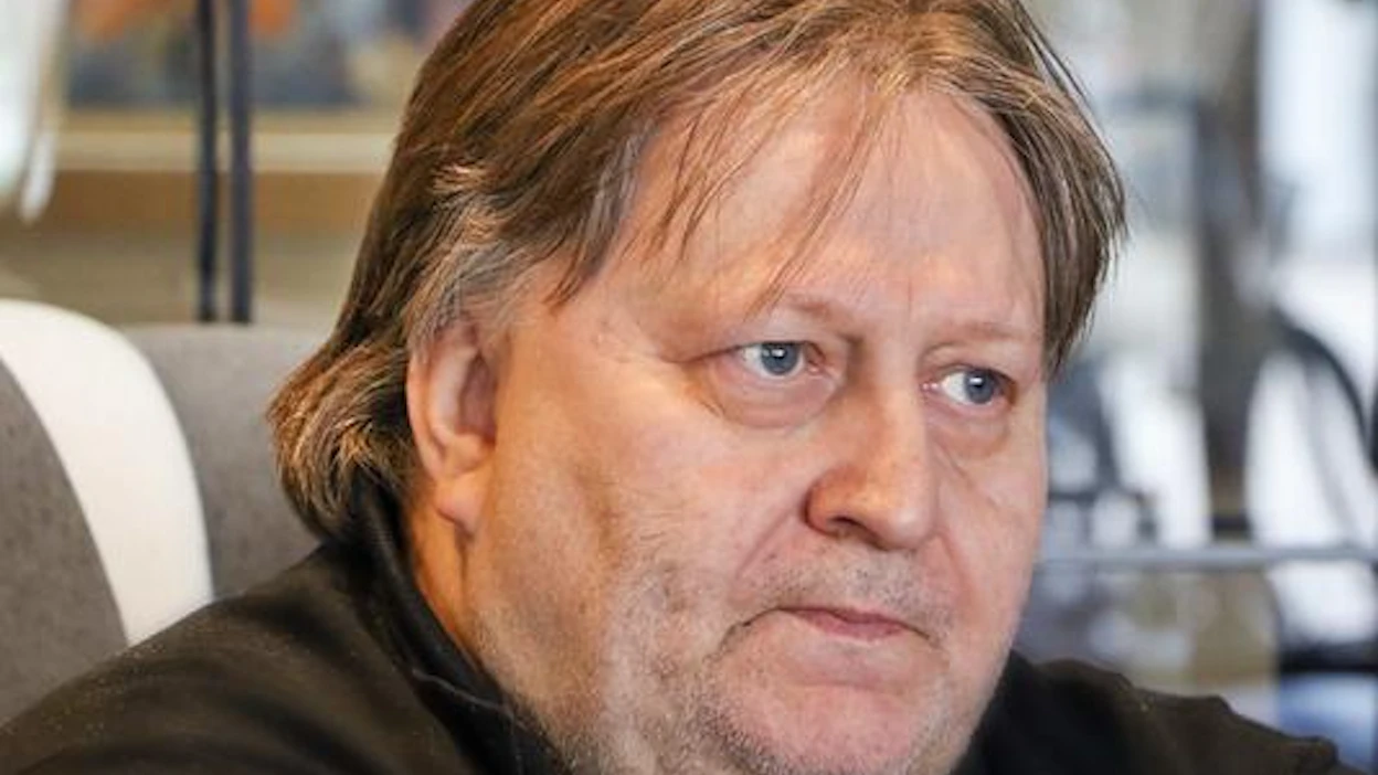 Reima Kuisla tunnetaan nopeista ratkaisuistaan. Super Schisselin ja Mandela Zonin tulevat valmentajat ovat vielä päättämättä. Marschall Match suuntaa Vermoon Veijo Heiskaselle.